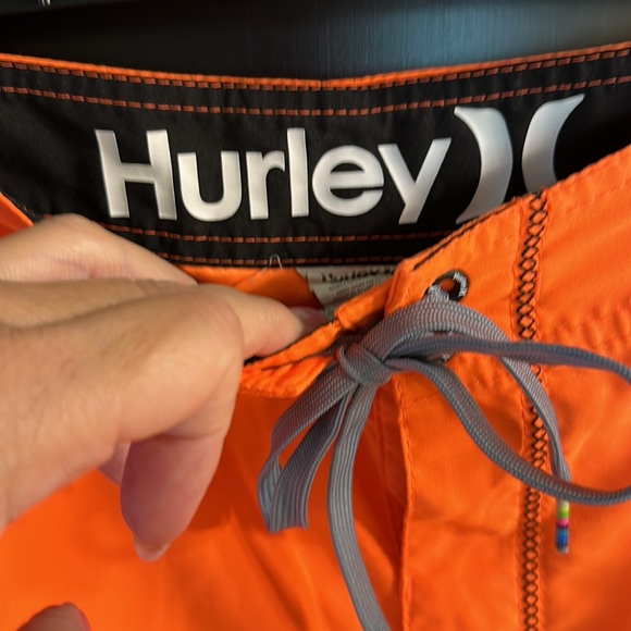 Hurley, men’s swim shorts - Picture 3 of 6